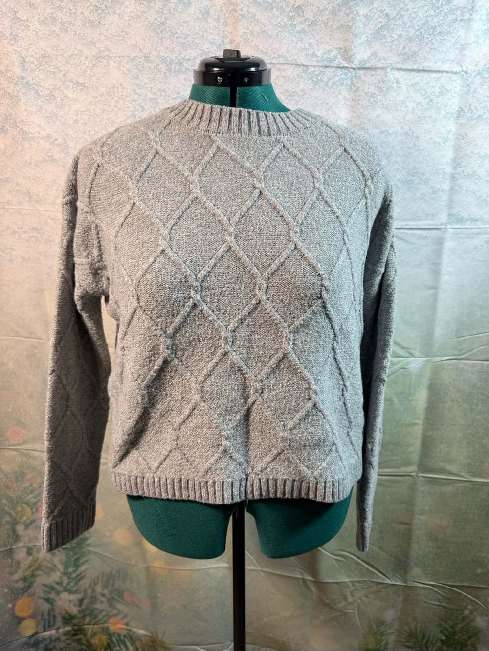230-Hazel Moon Cozy Diamond‑Stitch Crewneck Sweater — Gray